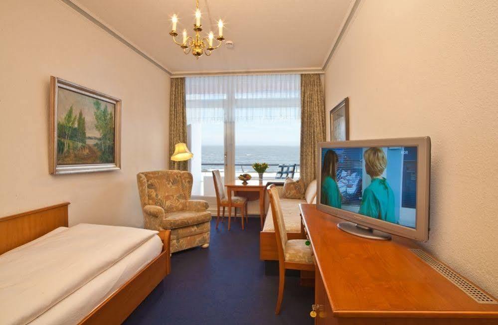 Strandhotel Monbijou Gmbh Garni Westerland Exteriör bild